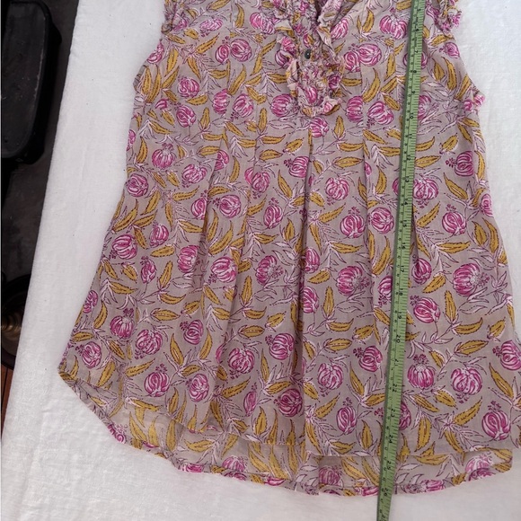 Ivy James High Neck Ruffles Sleeveless Floral Pleated Accent Top NWT Size XS - Picture 11 of 13